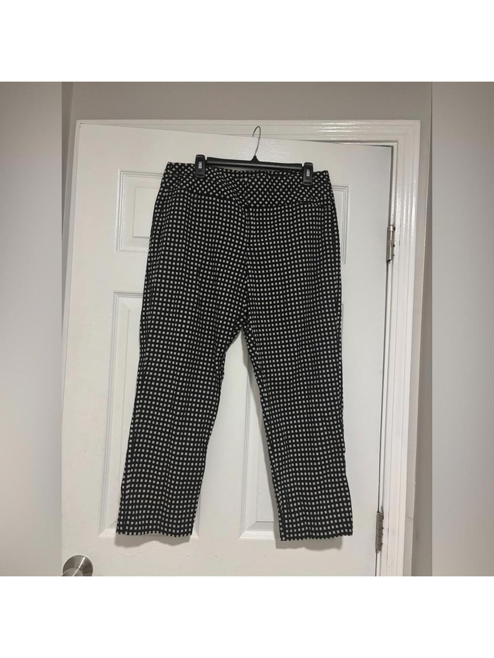 Elle Black and White Checkered Pants